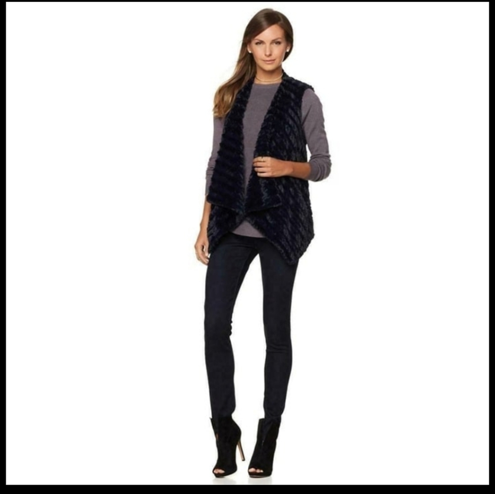 Faux fur tiered vest G by Guiliana Rancic